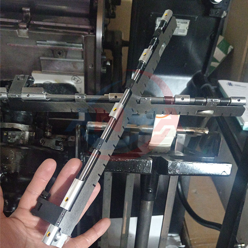 Commercial Offset Printing - อะไหล่เครื่องพิมพ์ออฟเซ็ตไฮเดลเบิลท์ 1 ชิ้น ยาว 440 มม.