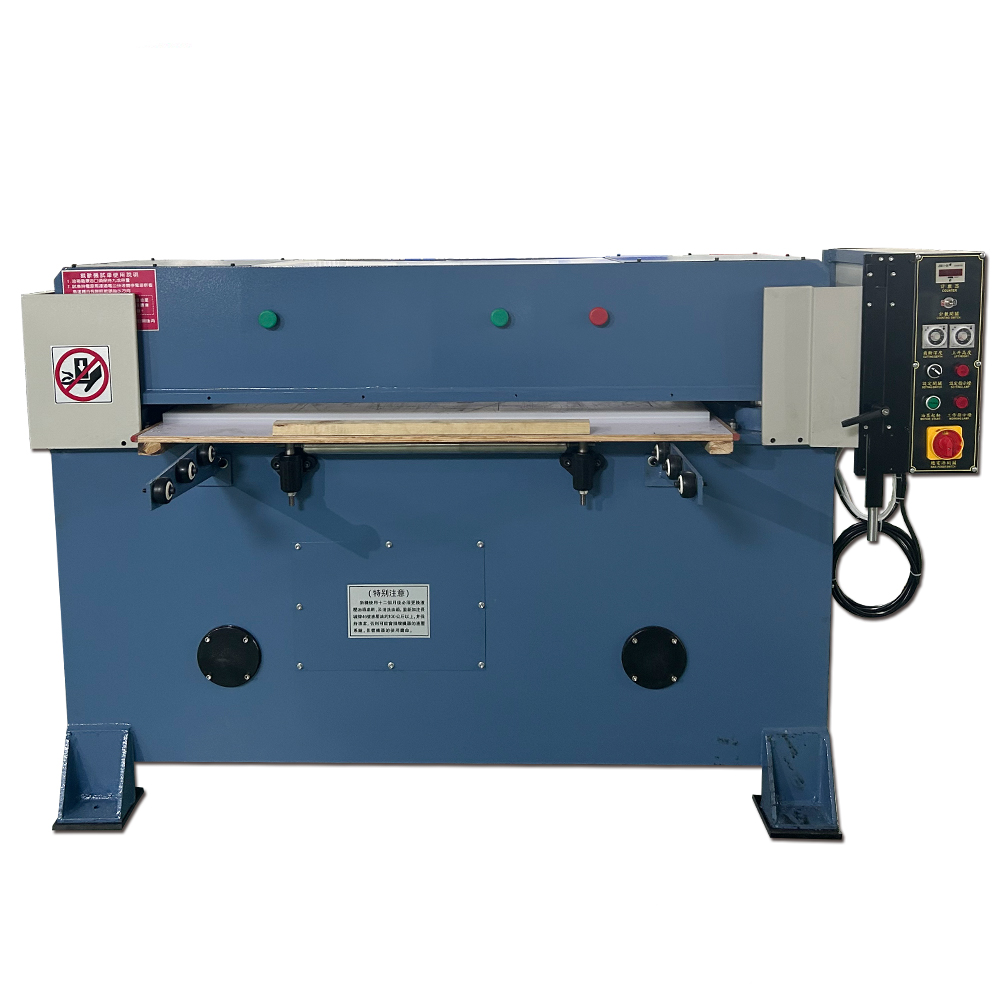 Die Cutting Machine - เครื่องตัดไฮดรอลิก 30 ตัน สำหรับตัดแผ่นพลาสติก